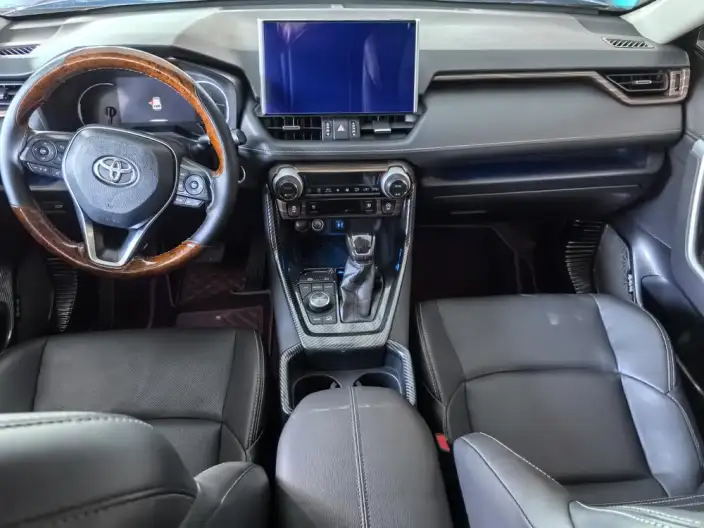 Toyota Wildlander 2020 Model 2.0L 4WD Premium Edition – фото 7