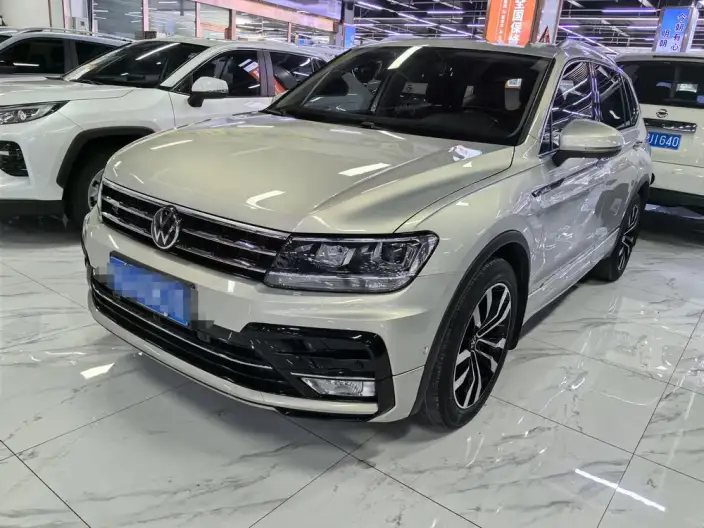 Volkswagen Tiguan L 2021 Model 330TSI Automatic 2WD R-Line Enjoy the version more – фото 1