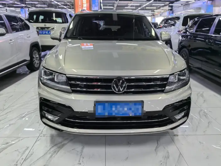 Volkswagen Tiguan L 2021 Model 330TSI Automatic 2WD R-Line Enjoy the version more – фото 2