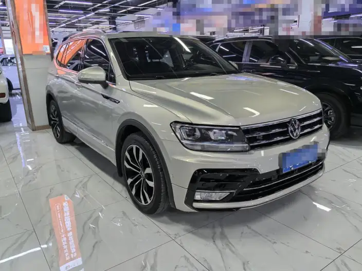 Volkswagen Tiguan L 2021 Model 330TSI Automatic 2WD R-Line Enjoy the version more – фото 3