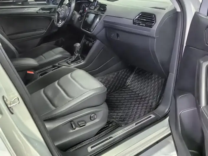 Volkswagen Tiguan L 2021 Model 330TSI Automatic 2WD R-Line Enjoy the version more – фото 7