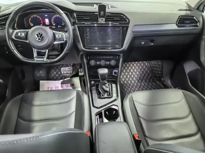 Volkswagen Tiguan L 2021 Model 330TSI Automatic 2WD R-Line Enjoy the version more – фото 8
