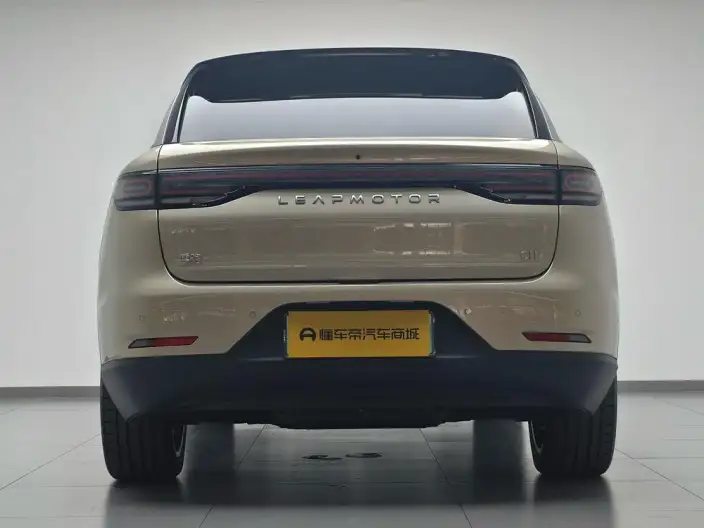 Leapmotor C11 2027 Model EV Edition 640 LiDAR Zhizun Edition – фото 6