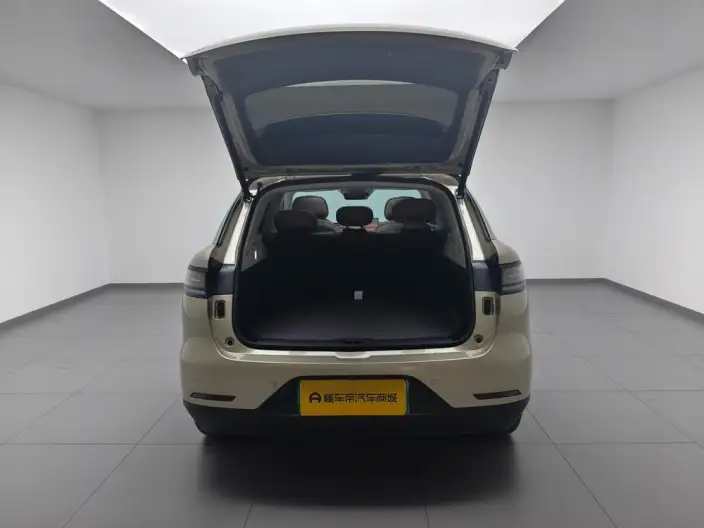 Leapmotor C11 2027 Model EV Edition 640 LiDAR Zhizun Edition – фото 20