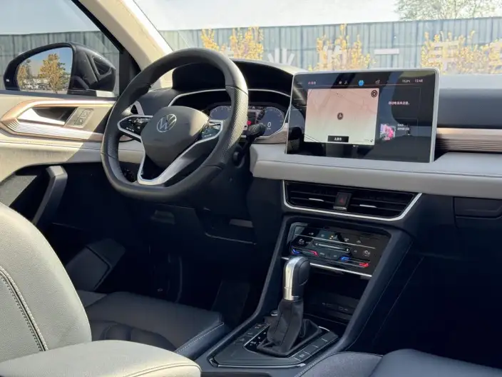 Volkswagen Tharu 2023 Model 300TSI 2WD Full Moon Edition – фото 18