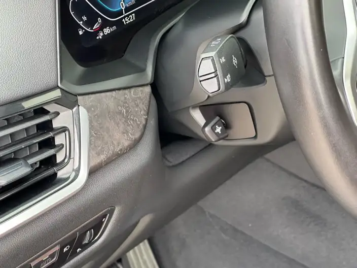 BMW X5 PHEV 2021 Model xDrive45e M Sports Set – фото 9