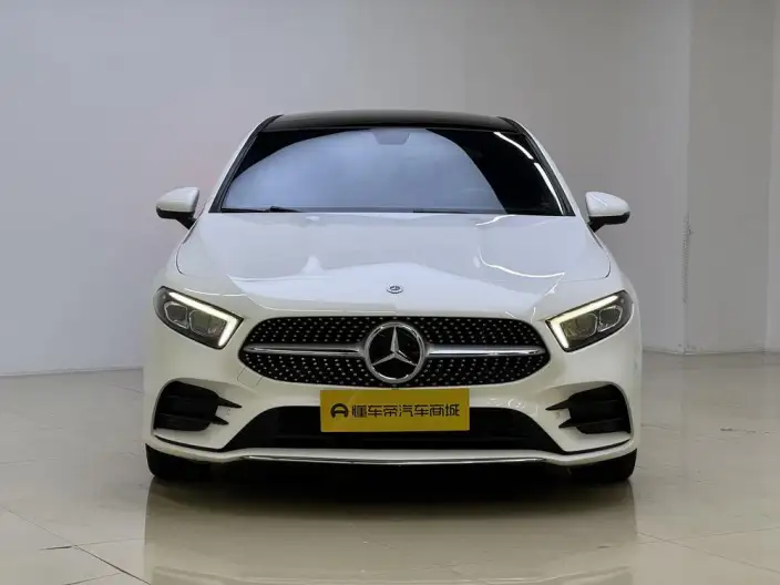 Mercedes-Benz A-class 2021 Model A 200 L Sports sedan Fashion Edition – фото 2