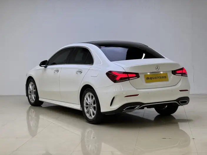 Mercedes-Benz A-class 2021 Model A 200 L Sports sedan Fashion Edition – фото 5