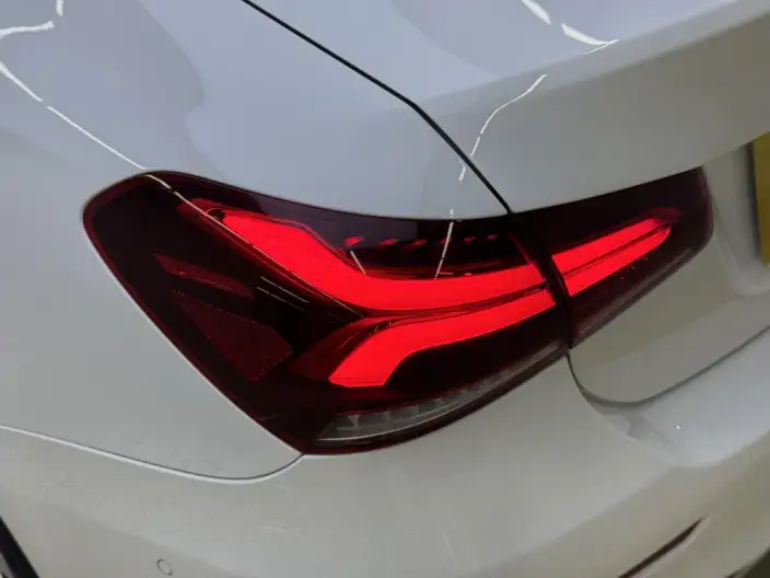 Mercedes-Benz A-class 2021 Model A 200 L Sports sedan Fashion Edition – фото 13