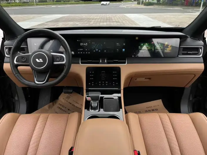 Li Auto ONE 2020 Model Extended Range 6 seat Edition – фото 5