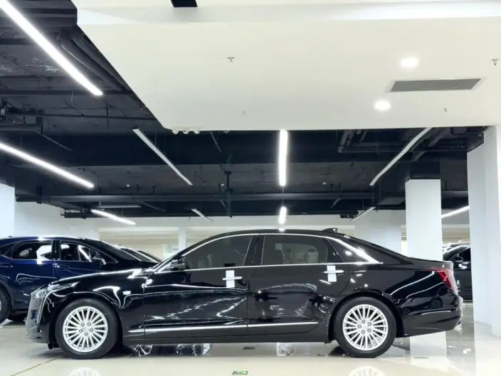 Cadillac CT6 2022 Model 28T Luxury Model – фото 3
