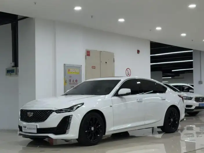 Cadillac CT5 2022 Model 28T Luxury Model – фото 1
