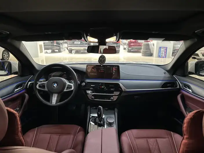 BMW 5 Series 2021 Model Facelift 530Li xDrive M Sports Set – фото 7