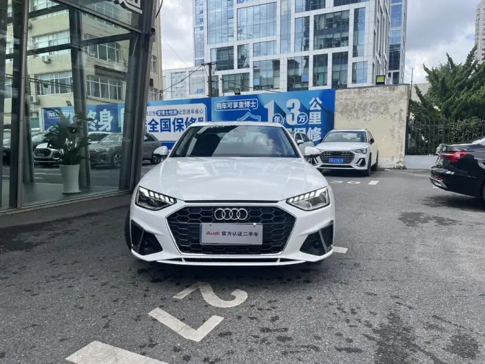 Audi A4 L 2020 Model 40 TFSI Fashion Dynamic Model – фото 2