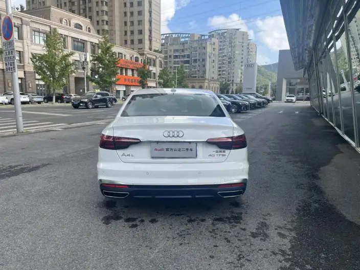 Audi A4 L 2020 Model 40 TFSI Fashion Dynamic Model – фото 3