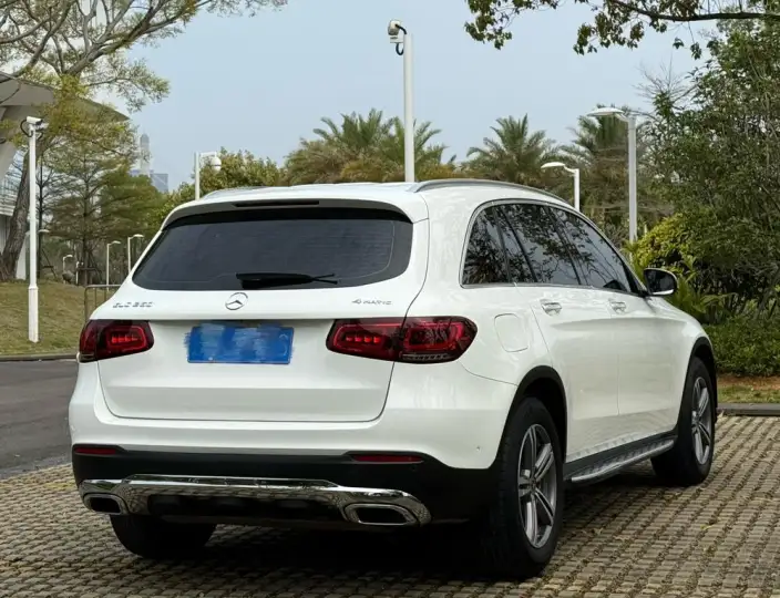 Mercedes-Benz GLC 2021 Model GLC 260 L 4MATIC Dynamic Model – фото 4