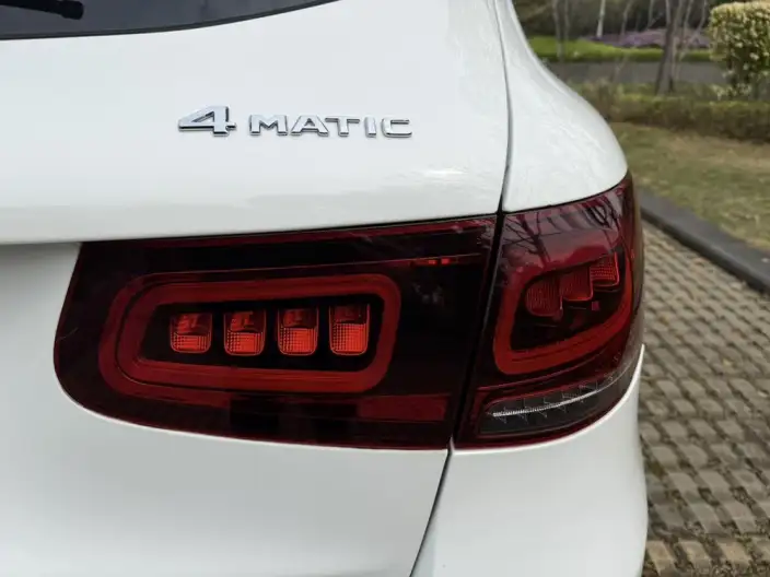 Mercedes-Benz GLC 2021 Model GLC 260 L 4MATIC Dynamic Model – фото 6