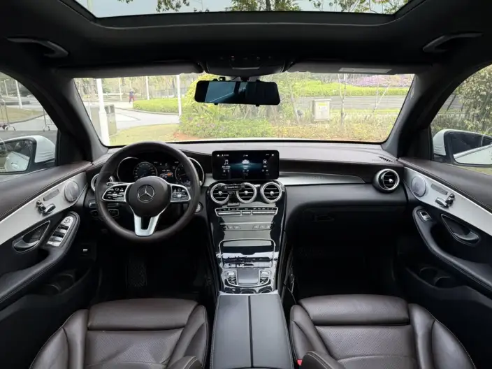 Mercedes-Benz GLC 2021 Model GLC 260 L 4MATIC Dynamic Model – фото 11
