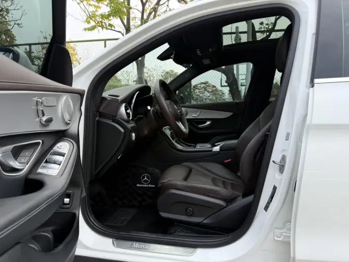 Mercedes-Benz GLC 2021 Model GLC 260 L 4MATIC Dynamic Model – фото 13