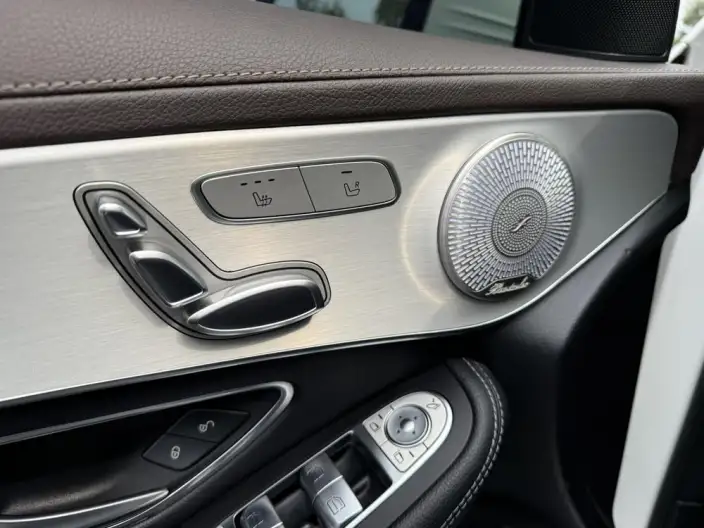 Mercedes-Benz GLC 2021 Model GLC 260 L 4MATIC Dynamic Model – фото 14