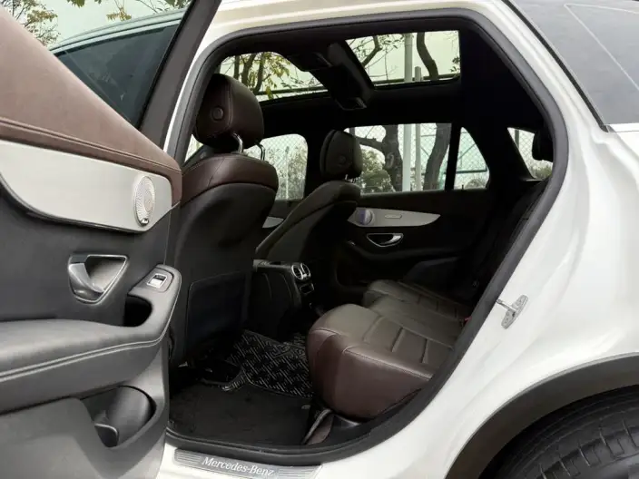 Mercedes-Benz GLC 2021 Model GLC 260 L 4MATIC Dynamic Model – фото 15