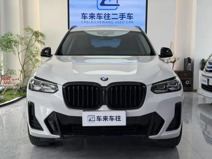 BMW X3 2022 Model xDrive30i Exclusive Model M Night Set – фото 2