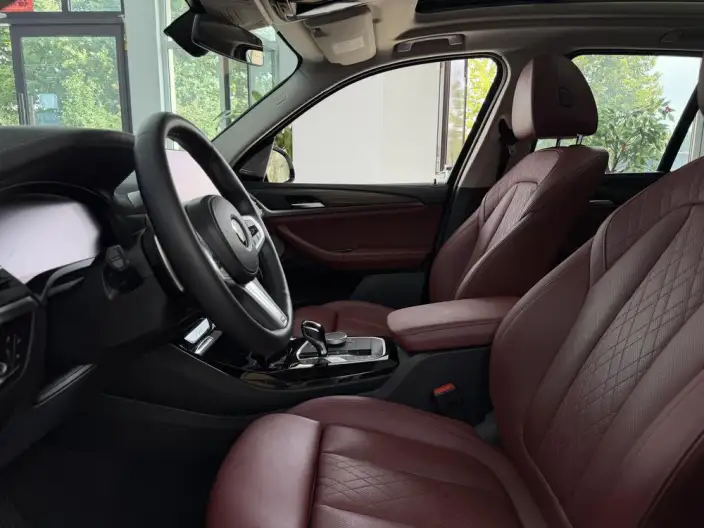 BMW X3 2022 Model xDrive30i Exclusive Model M Night Set – фото 20