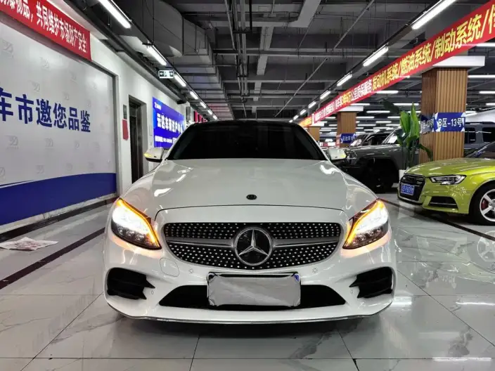 Mercedes-Benz C-Class 2021 Model C 200 L Dynamic Model Sports Edition – фото 2