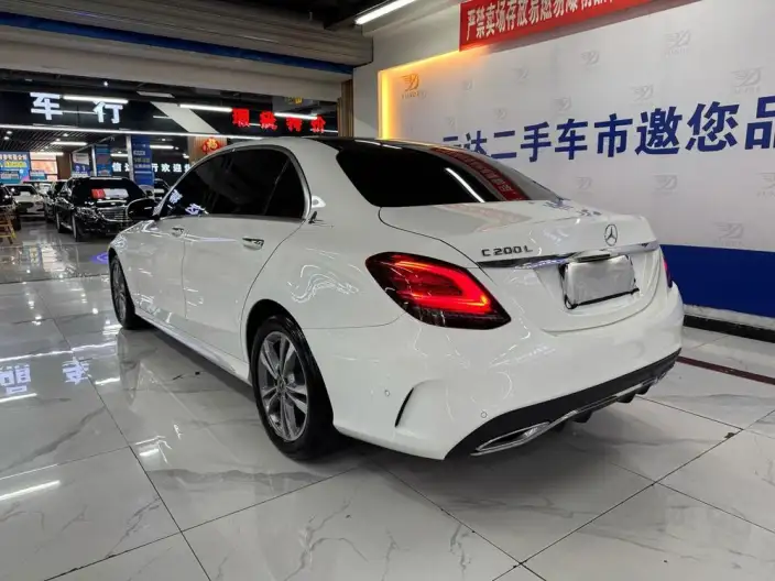 Mercedes-Benz C-Class 2021 Model C 200 L Dynamic Model Sports Edition – фото 4