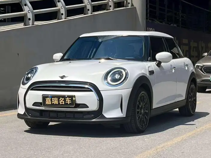 MINI 2023 Model 1.5T ONE – фото 1
