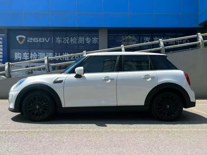 MINI 2023 Model 1.5T ONE – фото 3