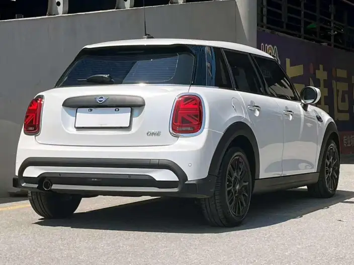 MINI 2023 Model 1.5T ONE – фото 5