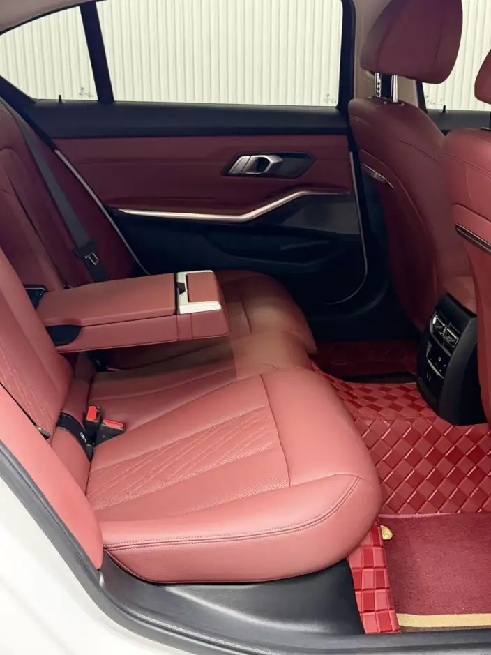 BMW 3 Series 2023 Model 320Li M Sports Set – фото 10