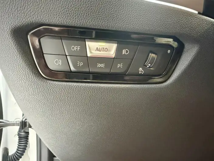 BMW 3 Series 2023 Model 320Li M Sports Set – фото 16