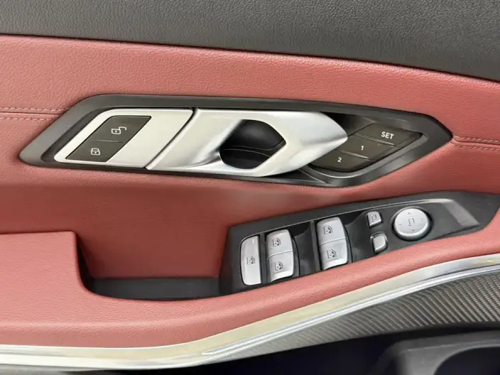 BMW 3 Series 2023 Model 320Li M Sports Set – фото 20