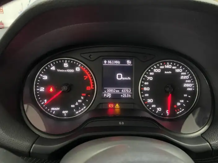 AUDI Q2L 2022 Model 35 TFSI Enterprising Dynamic Model – фото 17