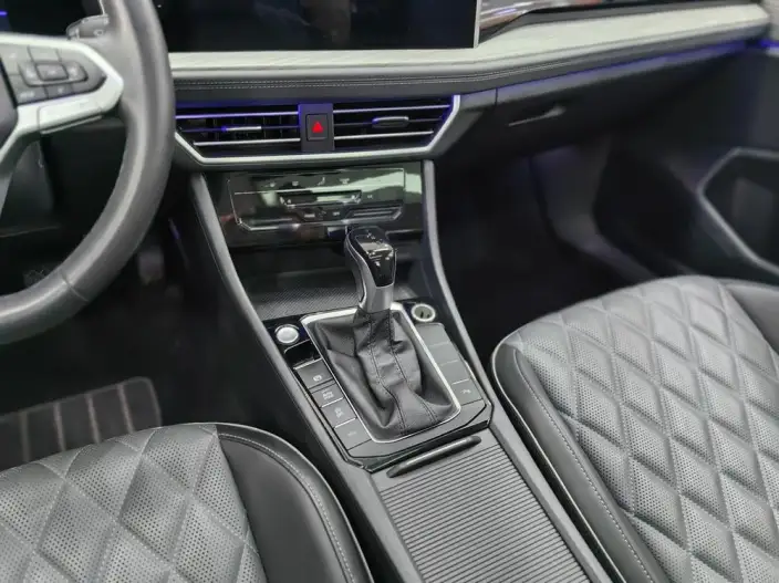 Volkswagen Sagitar 2023 Model 200TSI DSG Beyond Edition – фото 8