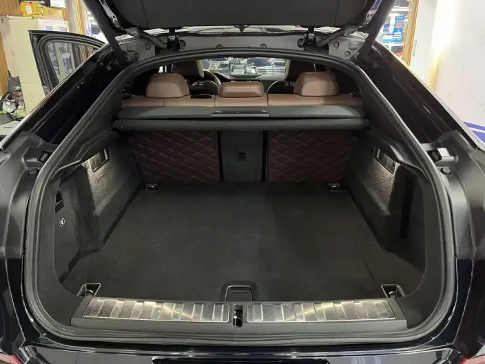 BMW X6 2021 Model xDrive40i M Sports Set – фото 16