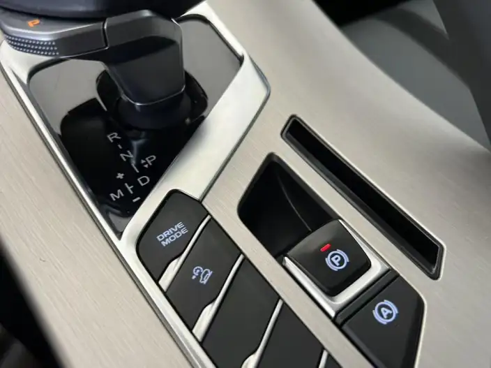Geely Binyue 2023 Model 1.5T DCT Platinum edition – фото 14