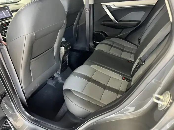 Geely Binyue 2023 Model 1.5T DCT Platinum edition – фото 18