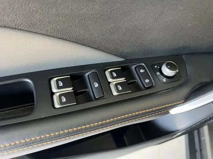 Geely Binyue 2023 Model 1.5T DCT Platinum edition – фото 19