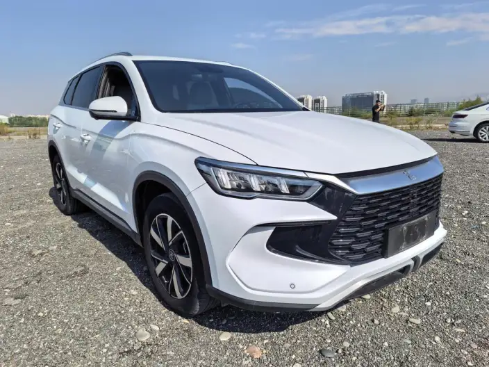 BYD Song Pro DM 2023 Model DM-i Champion Edition 71km Pilot Model – фото 3