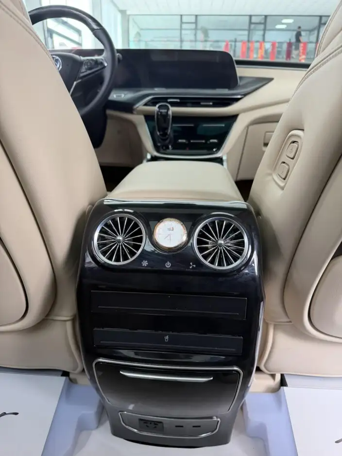 Buick GL8 2022 Model ES Luzun 653T Luxury Model – фото 10