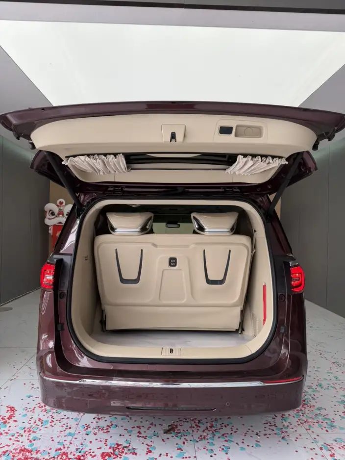 Buick GL8 2022 Model ES Luzun 653T Luxury Model – фото 12