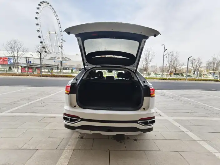 Tayron X 2020 Model 330TSI 2WD Noble Zhilian Edition – фото 7
