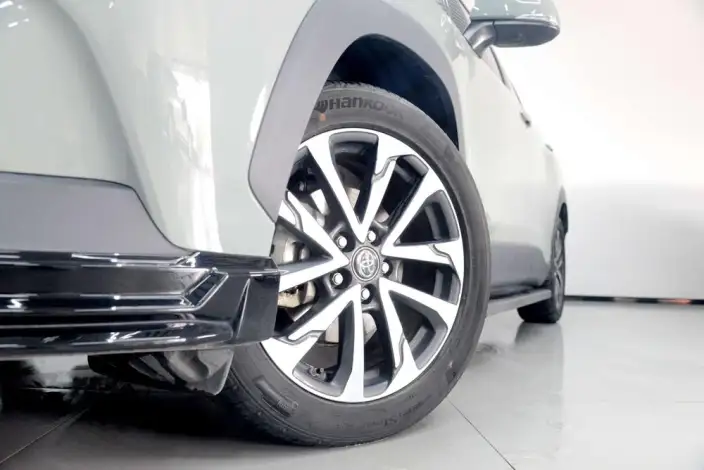 Toyota Corolla Cross 2022 Model 2.0L Ultimate Edition – фото 12