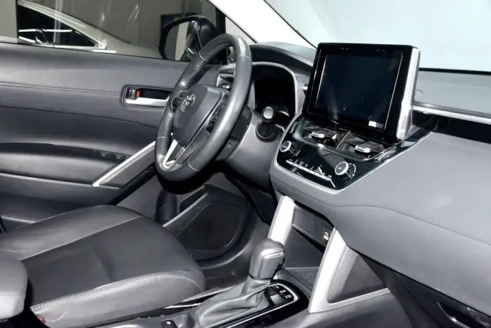 Toyota Corolla Cross 2022 Model 2.0L Ultimate Edition – фото 17