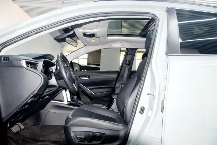 Toyota Corolla Cross 2022 Model 2.0L Ultimate Edition – фото 18