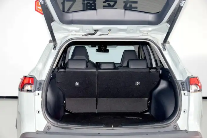 Toyota Corolla Cross 2022 Model 2.0L Ultimate Edition – фото 21