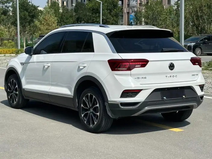 Volkswagen T-Roc 2021 Model 280TSI DSG 2WD Elite Zhilian Edition – фото 4